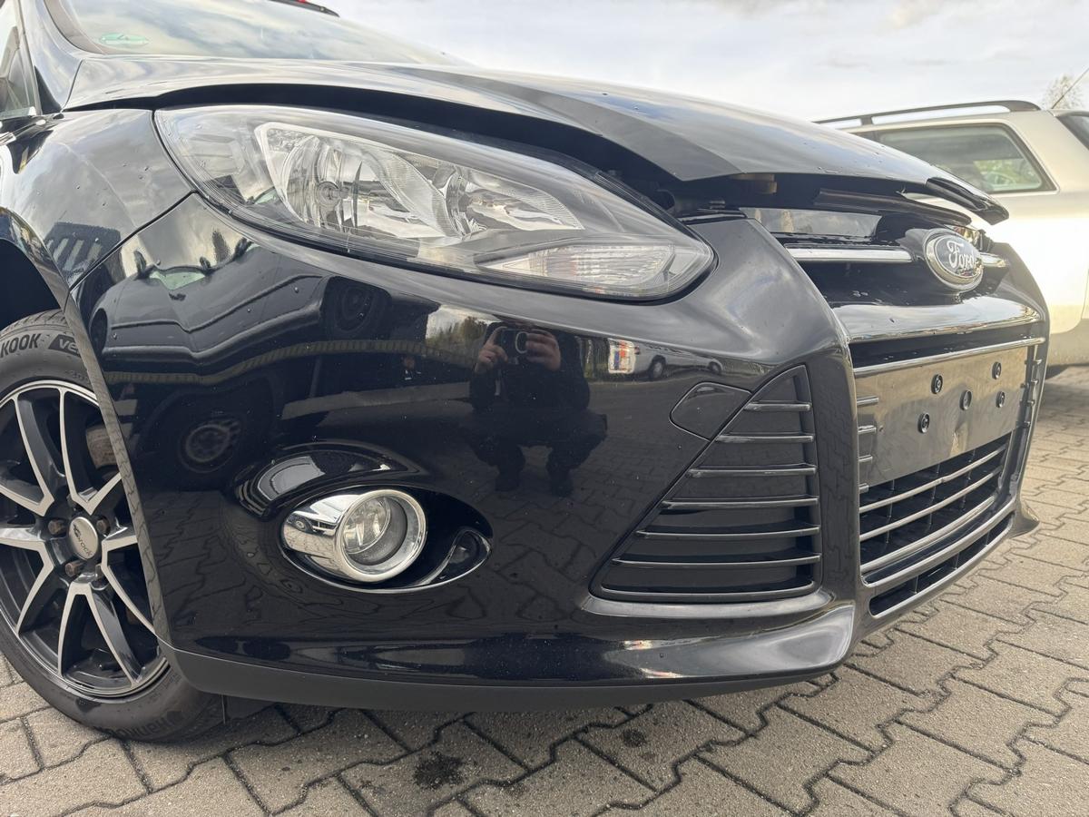 Ford Focus 3 original Sto&szlig;stange Stossf&auml;nger vorn Panther Schwarz Bj.2011